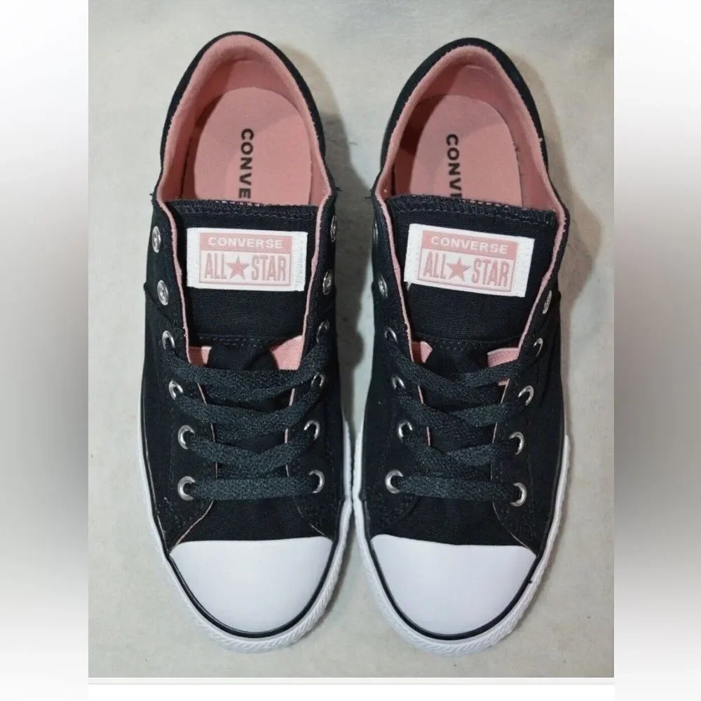 Converse Chuck Taylor All Madison Low Top Girl Shoes Size 1